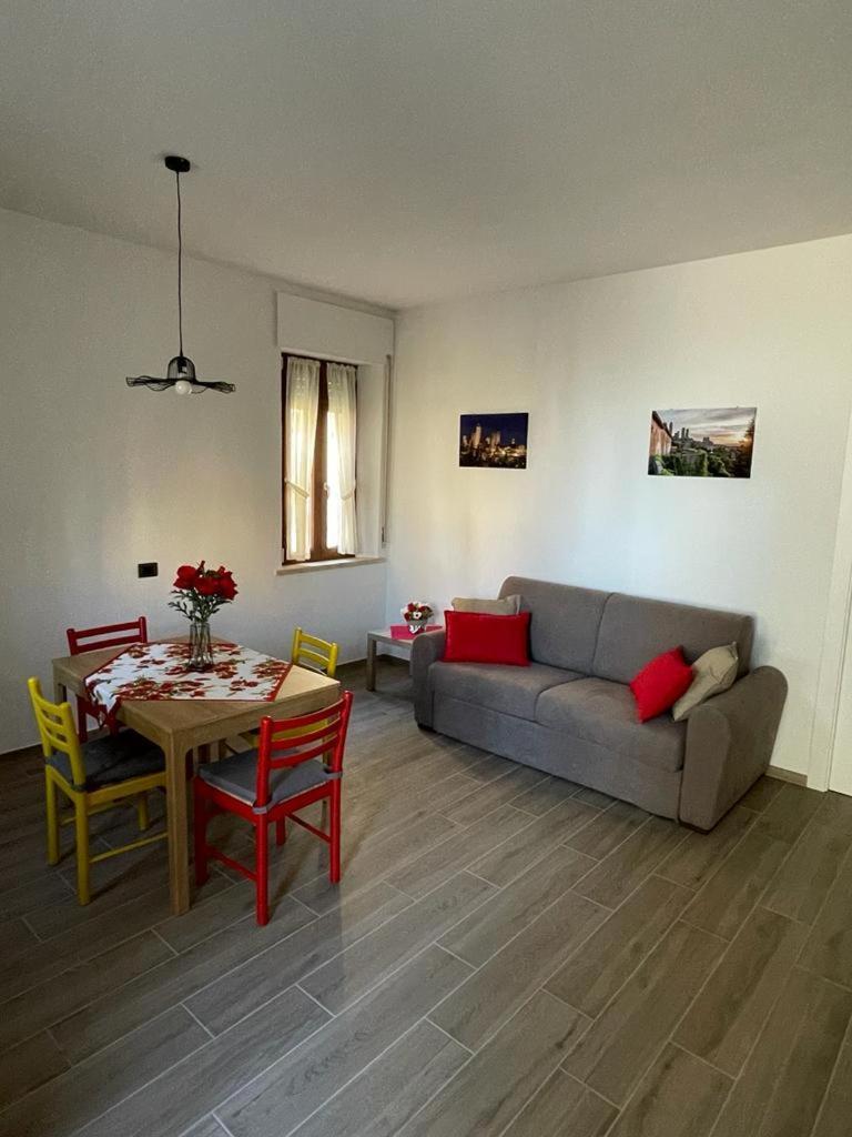 La Casina Di Cinzia Apartamento San Gimignano Exterior foto